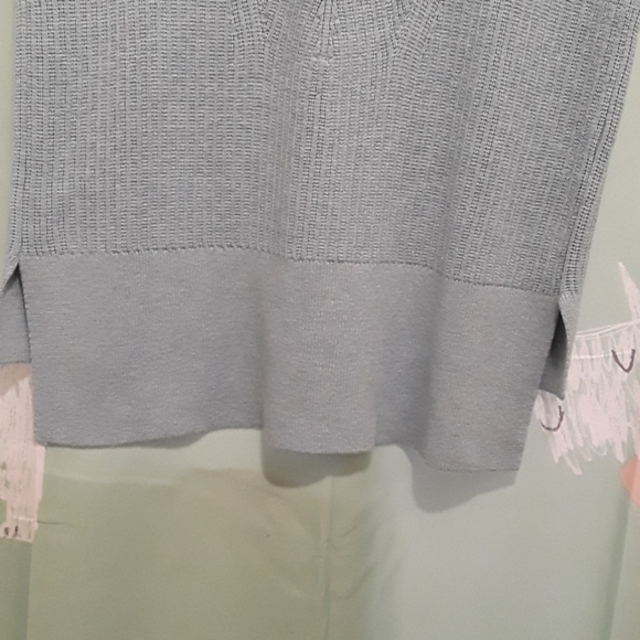 Banana Republic Sweater SZ Very Lgt Blue/Green - Picture 6 of 8